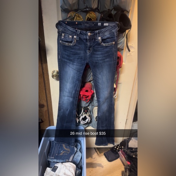 Jeans - Picture 5 of 16